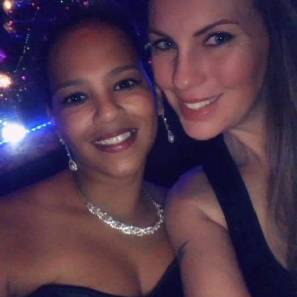 Meet your Posher, Jeri lyn - Picture 2 of 2